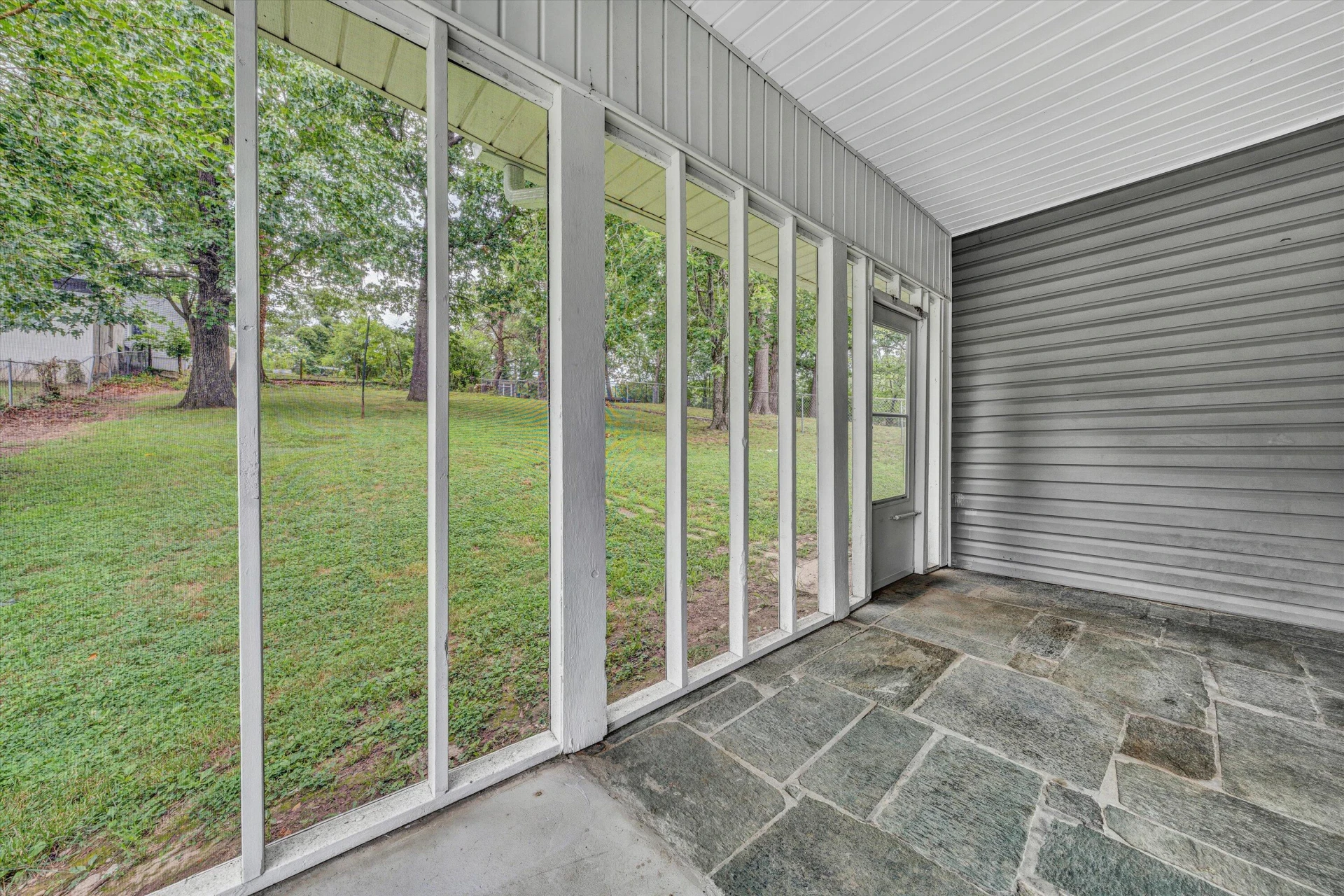 416 Dalewood AVE - Photo 25
