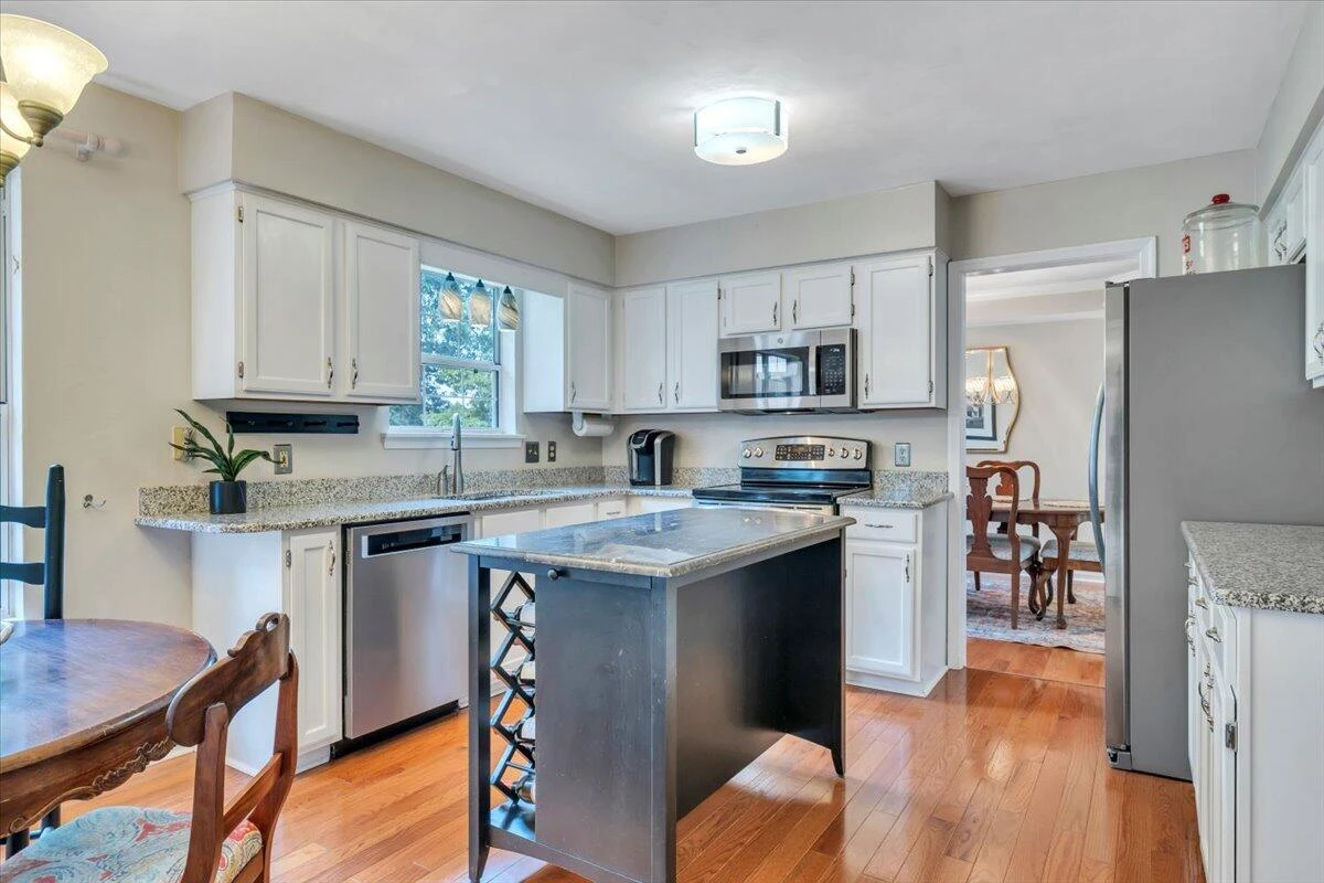4723 Whipplewood DR - Photo 26