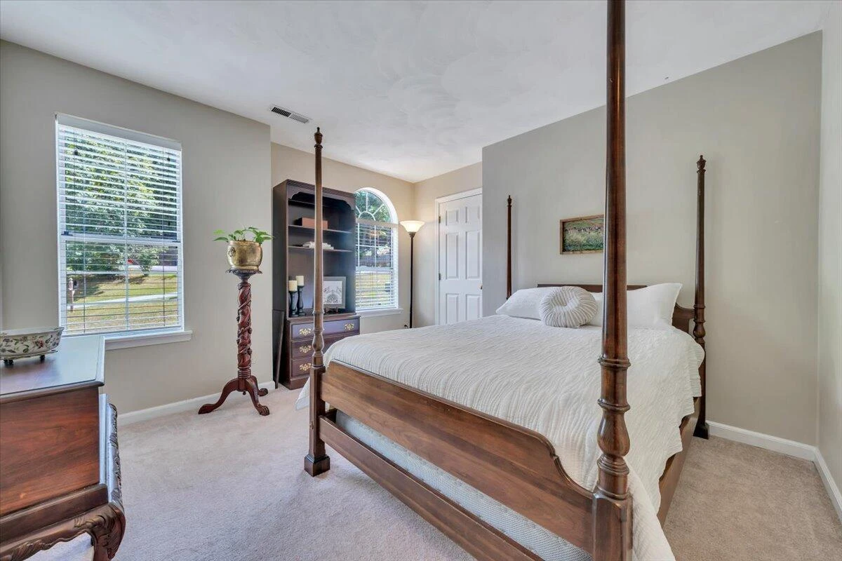 4723 Whipplewood DR - Photo 51