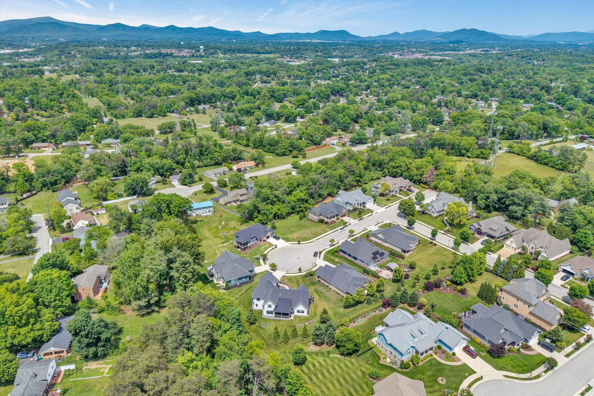 4409 Greenlace CIR SW - Photo 20
