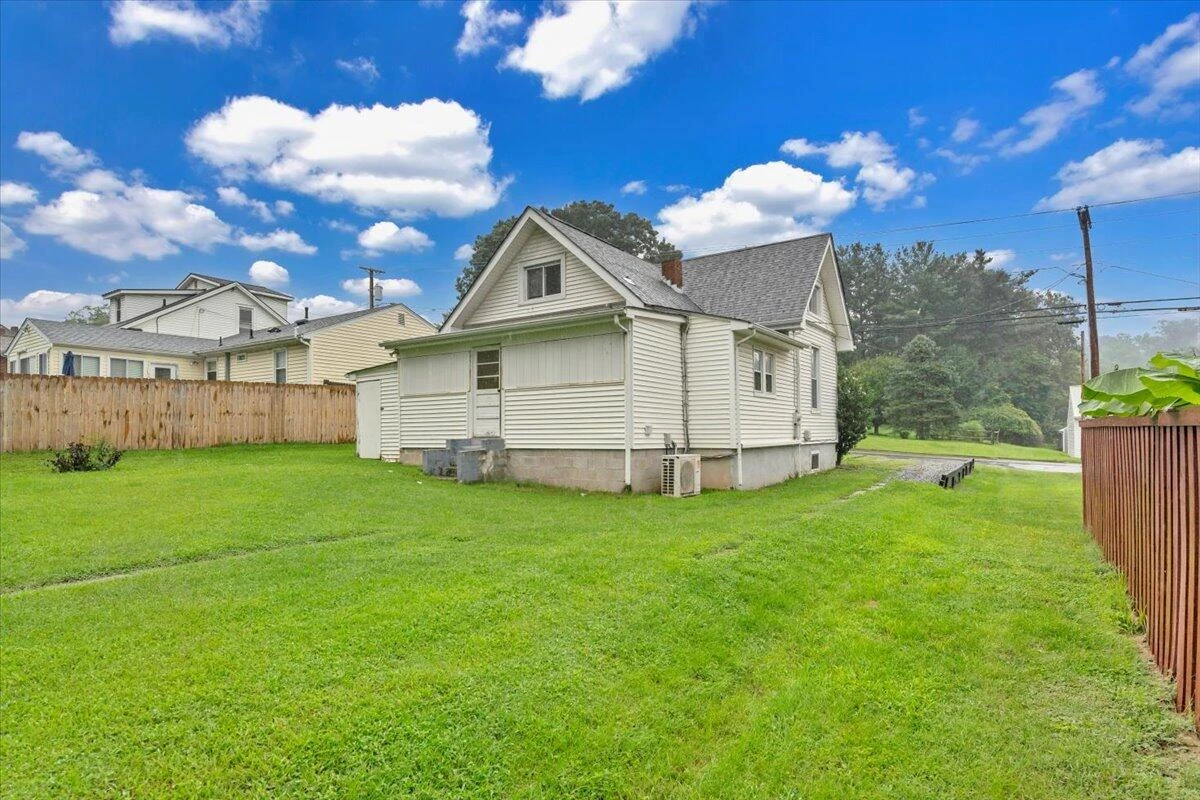 14 W Carrollton AVE - Photo 34