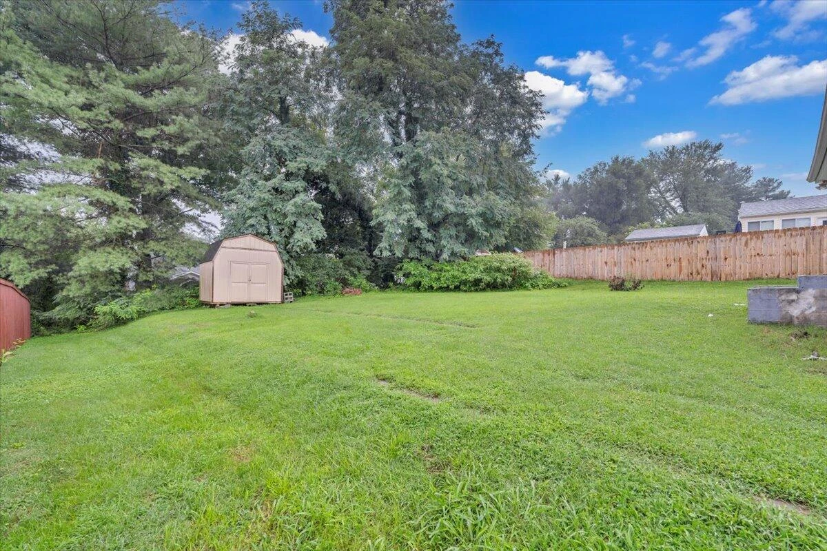 14 W Carrollton AVE - Photo 37