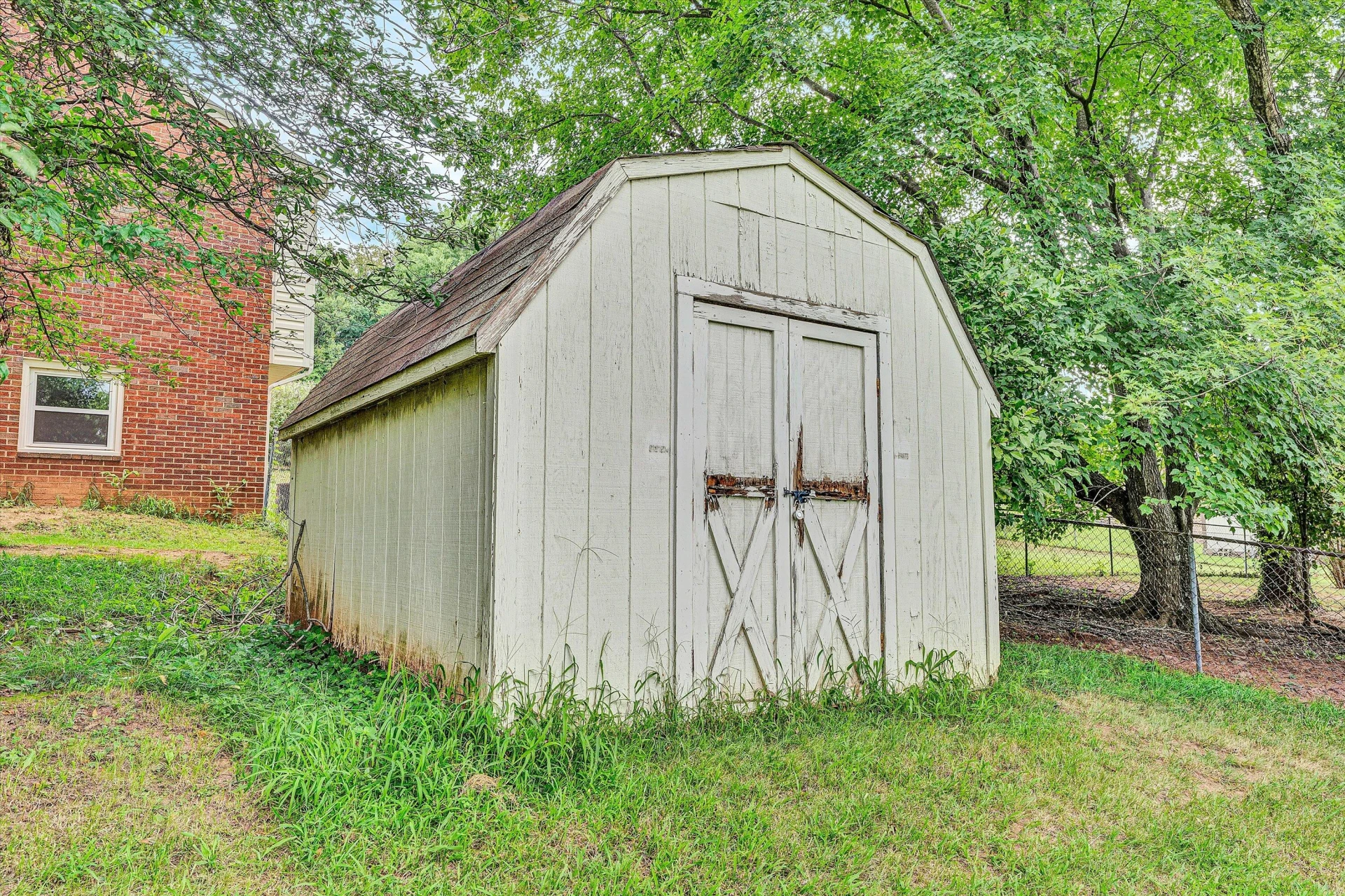 221 Spring Grove DR - Photo 27