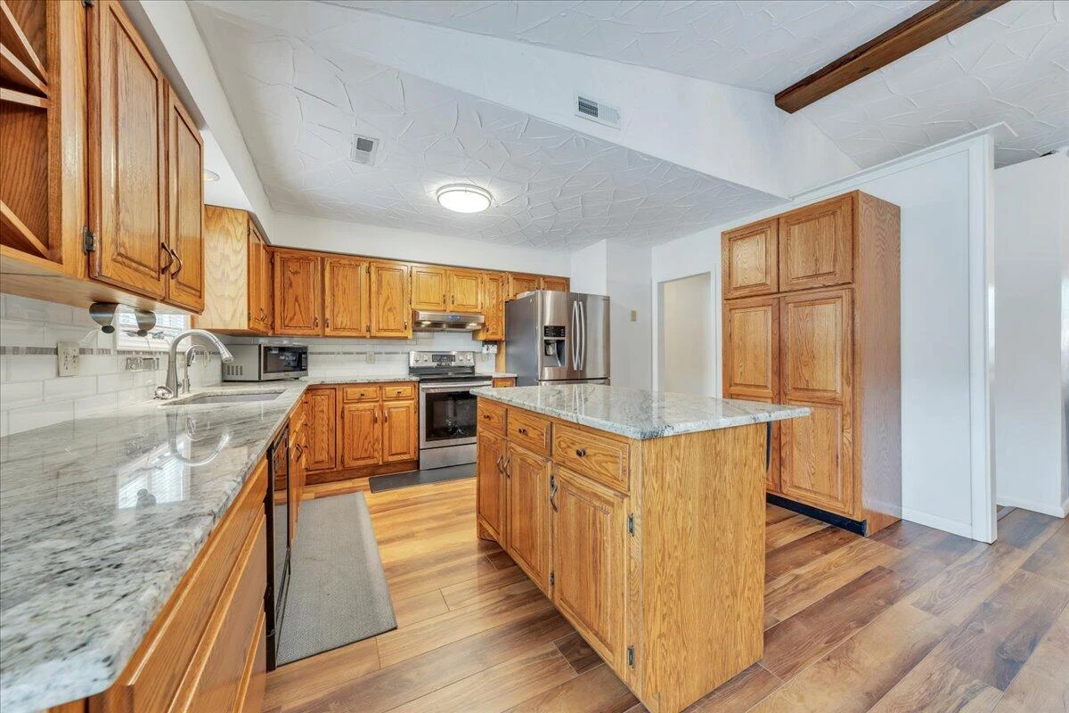 6720 Albert RD - Photo 14