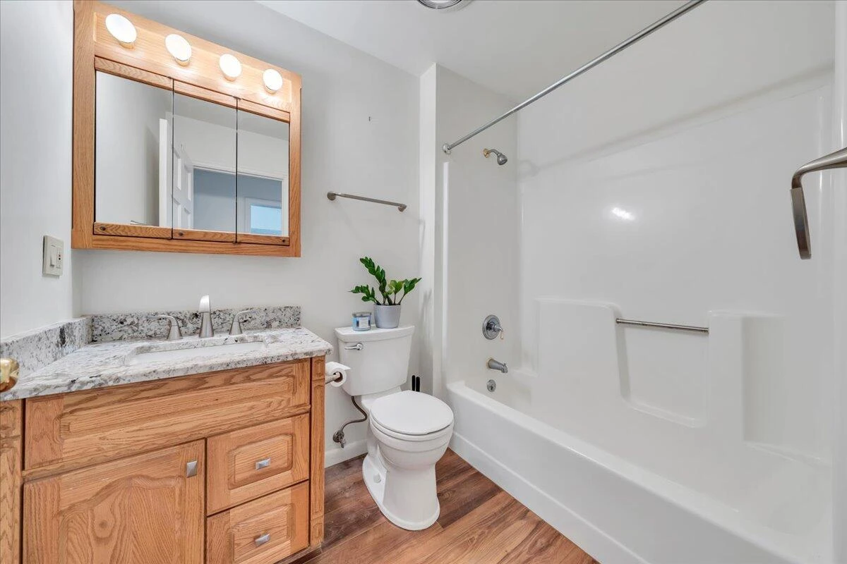 6720 Albert RD - Photo 18