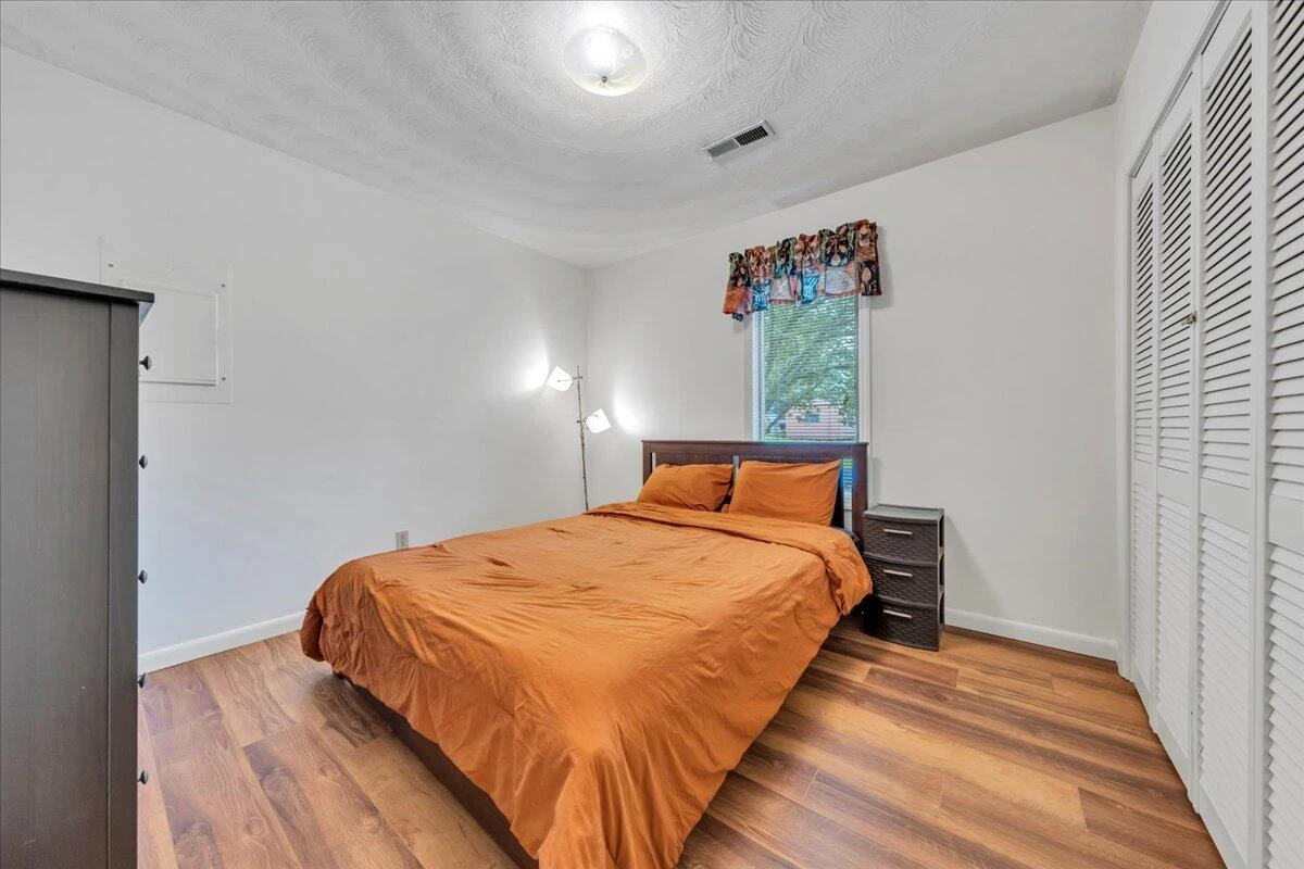 6720 Albert RD - Photo 22