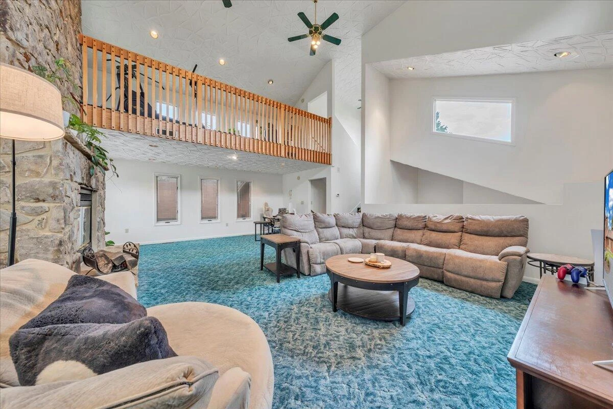 6720 Albert RD - Photo 29
