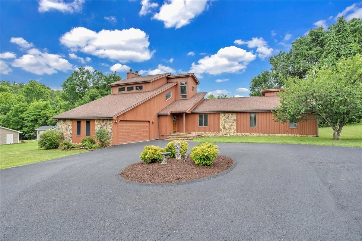 6720 Albert RD - Photo 43