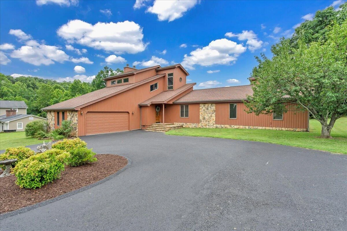 6720 Albert RD - Photo 44