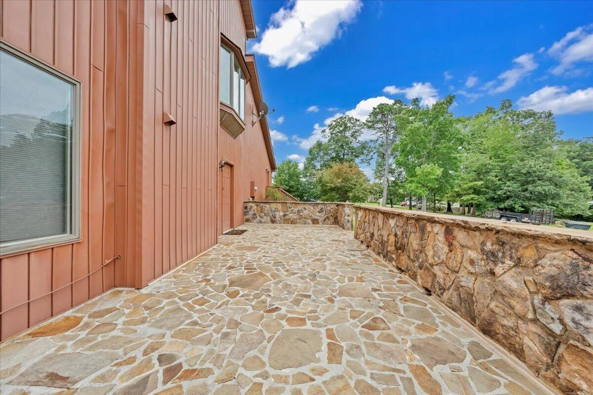 6720 Albert RD - Photo 5