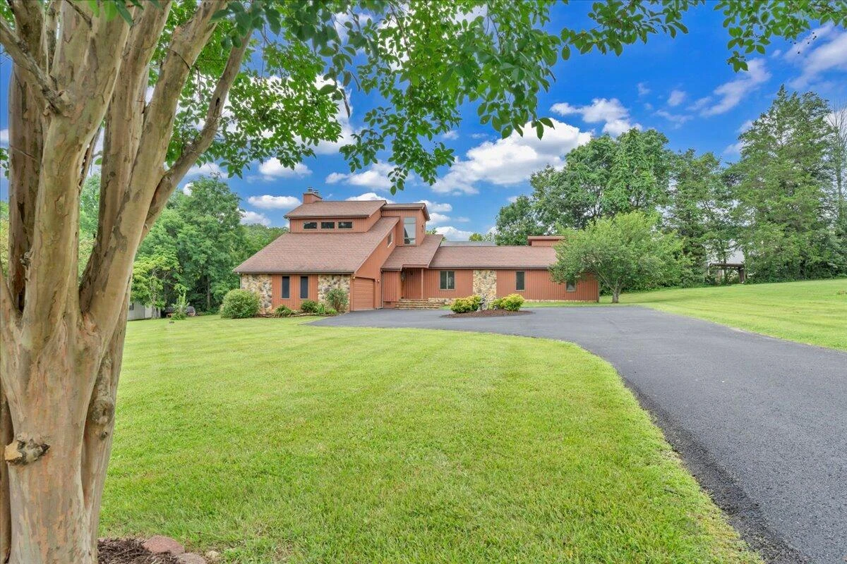6720 Albert RD - Photo 7