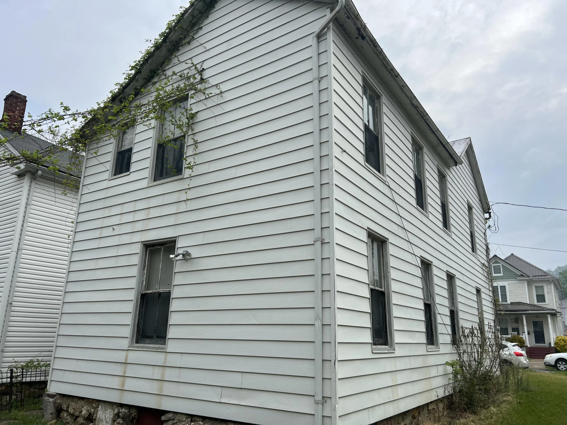 813 Rose AVE - Photo 3