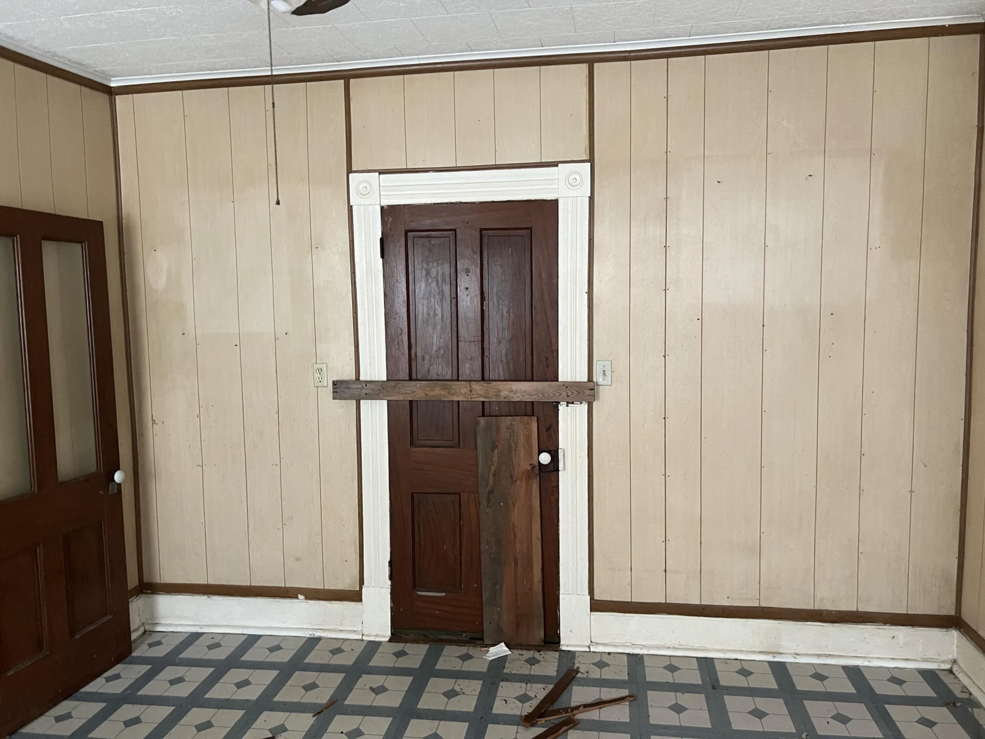 813 Rose AVE - Photo 7