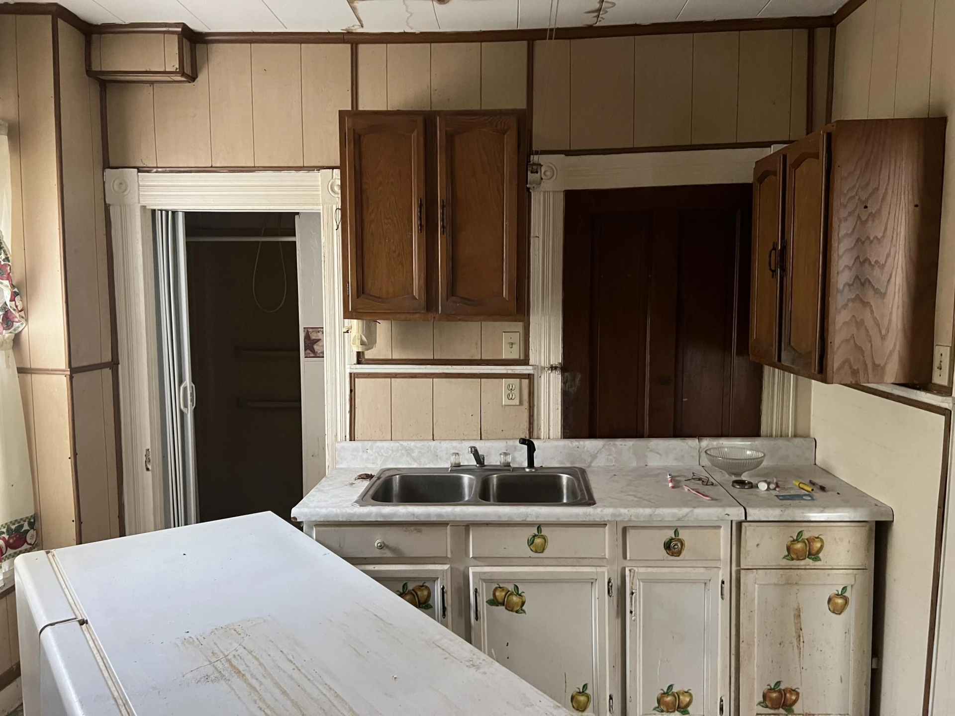 813 Rose AVE - Photo 8