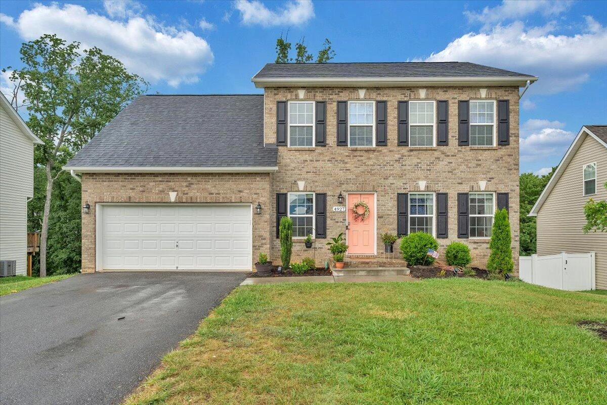 4927 Warrior DR