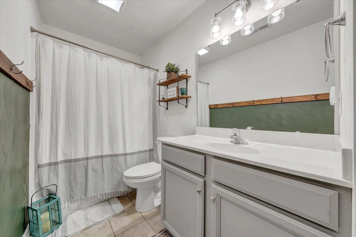 4927 Warrior DR - Photo 17