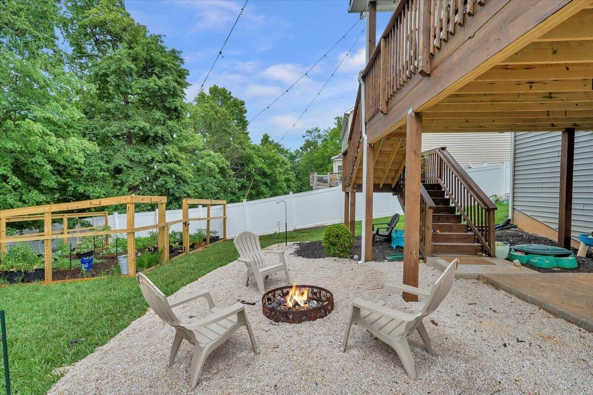 4927 Warrior DR - Photo 28