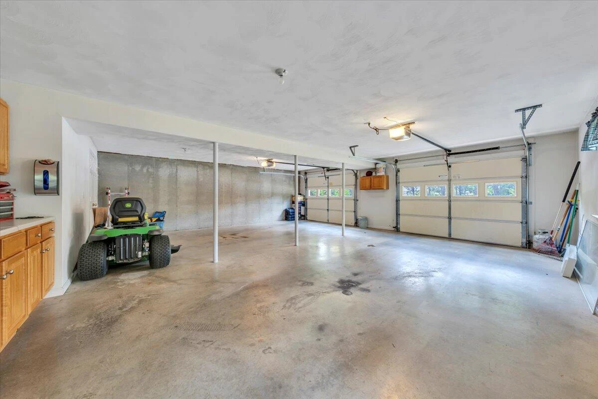 3141 Valley Stream DR - Photo 19