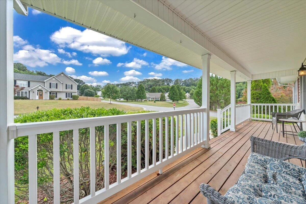 3141 Valley Stream DR - Photo 2