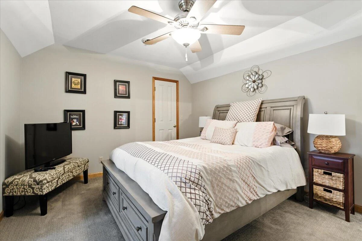 107 Mockingbird CIR - Photo 39