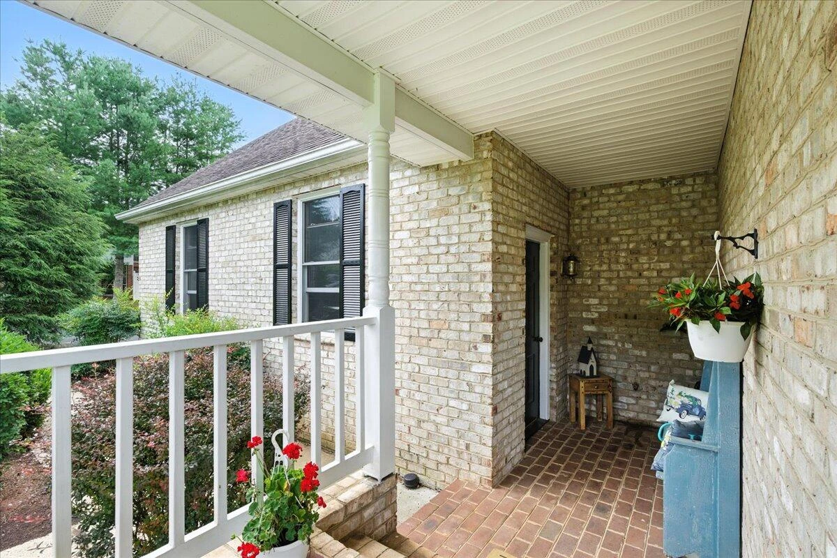 107 Mockingbird CIR - Photo 12