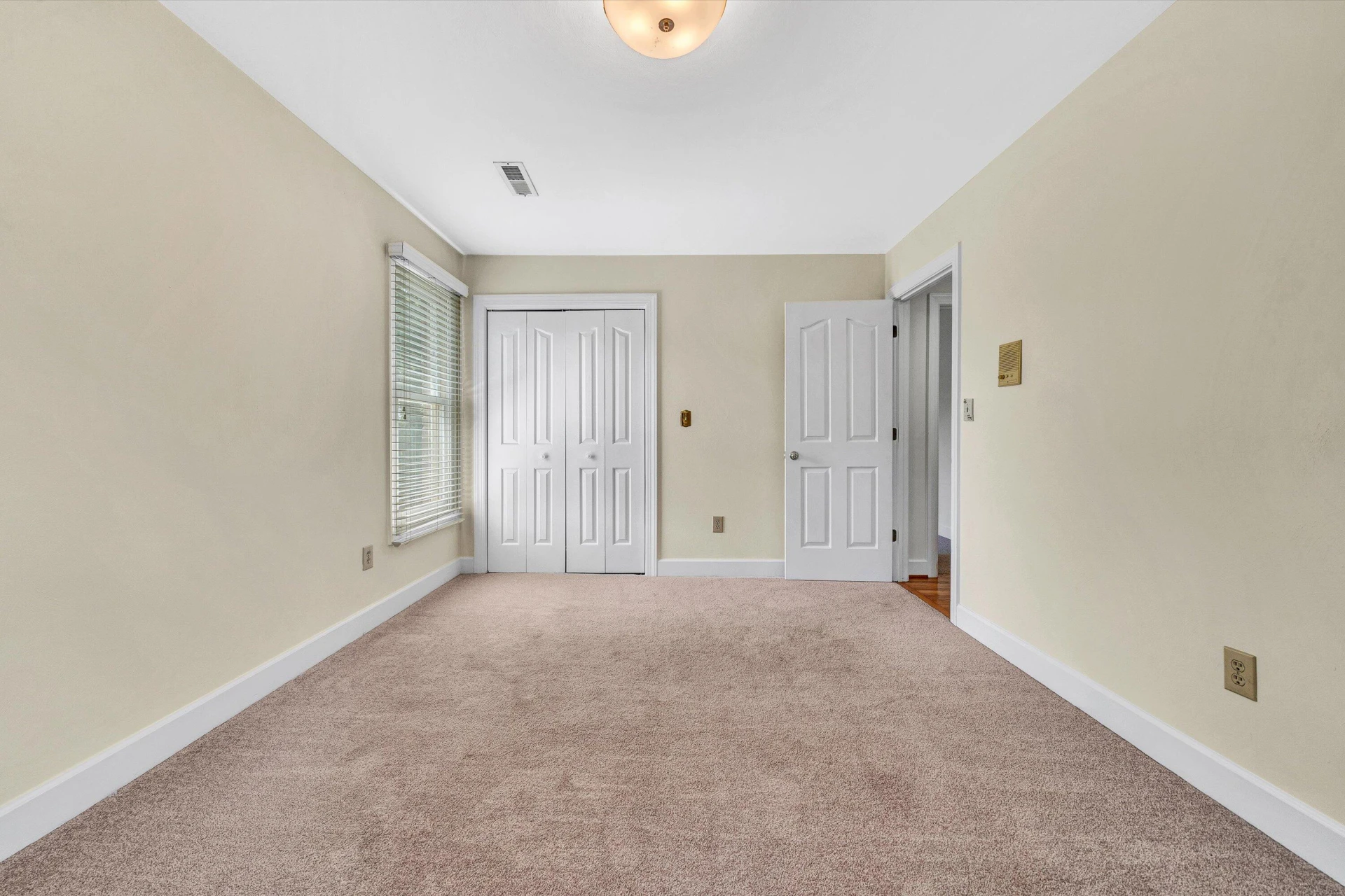 8301 Strathmore LN - Photo 16