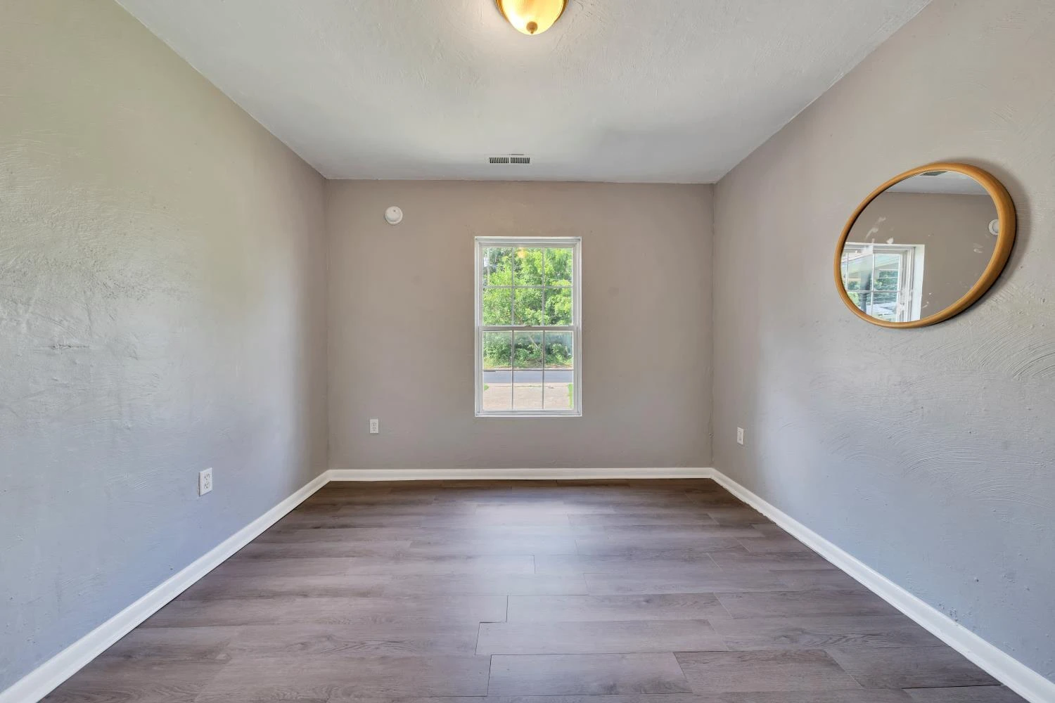 2116 Staunton AVE NW - Photo 10