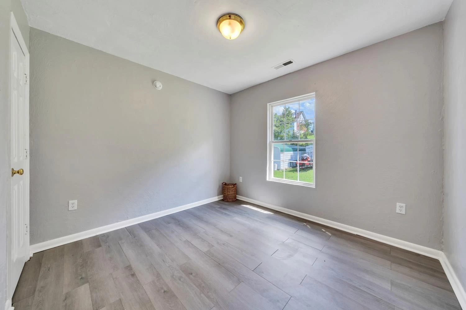 2116 Staunton AVE NW - Photo 11