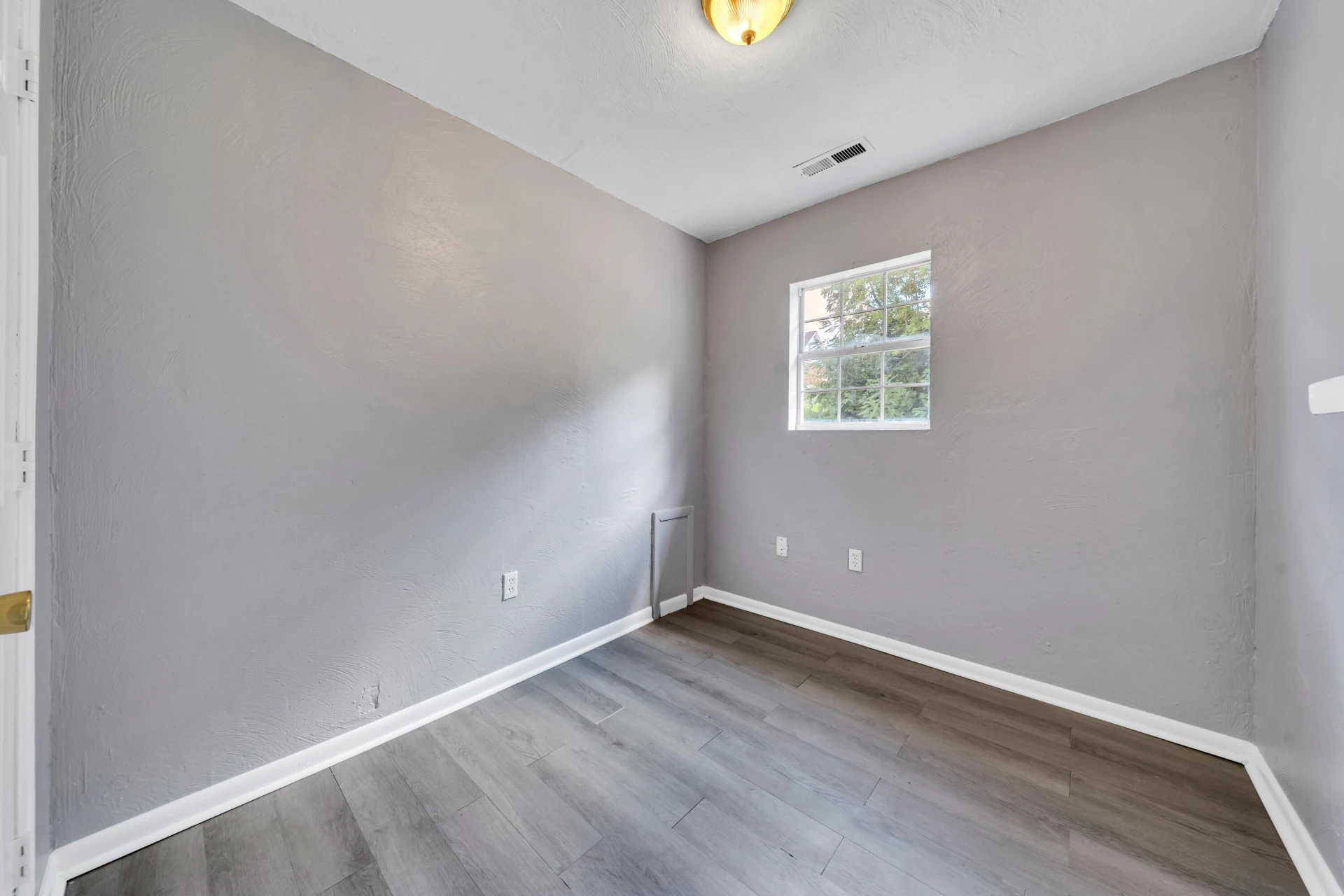 2116 Staunton AVE NW - Photo 16