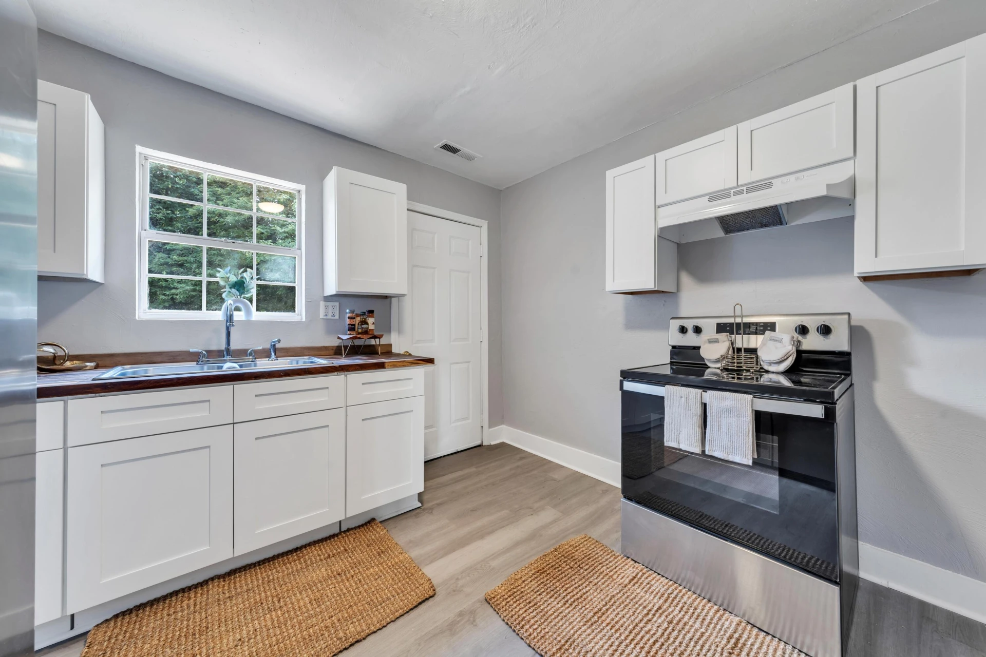 2116 Staunton AVE NW - Photo 18