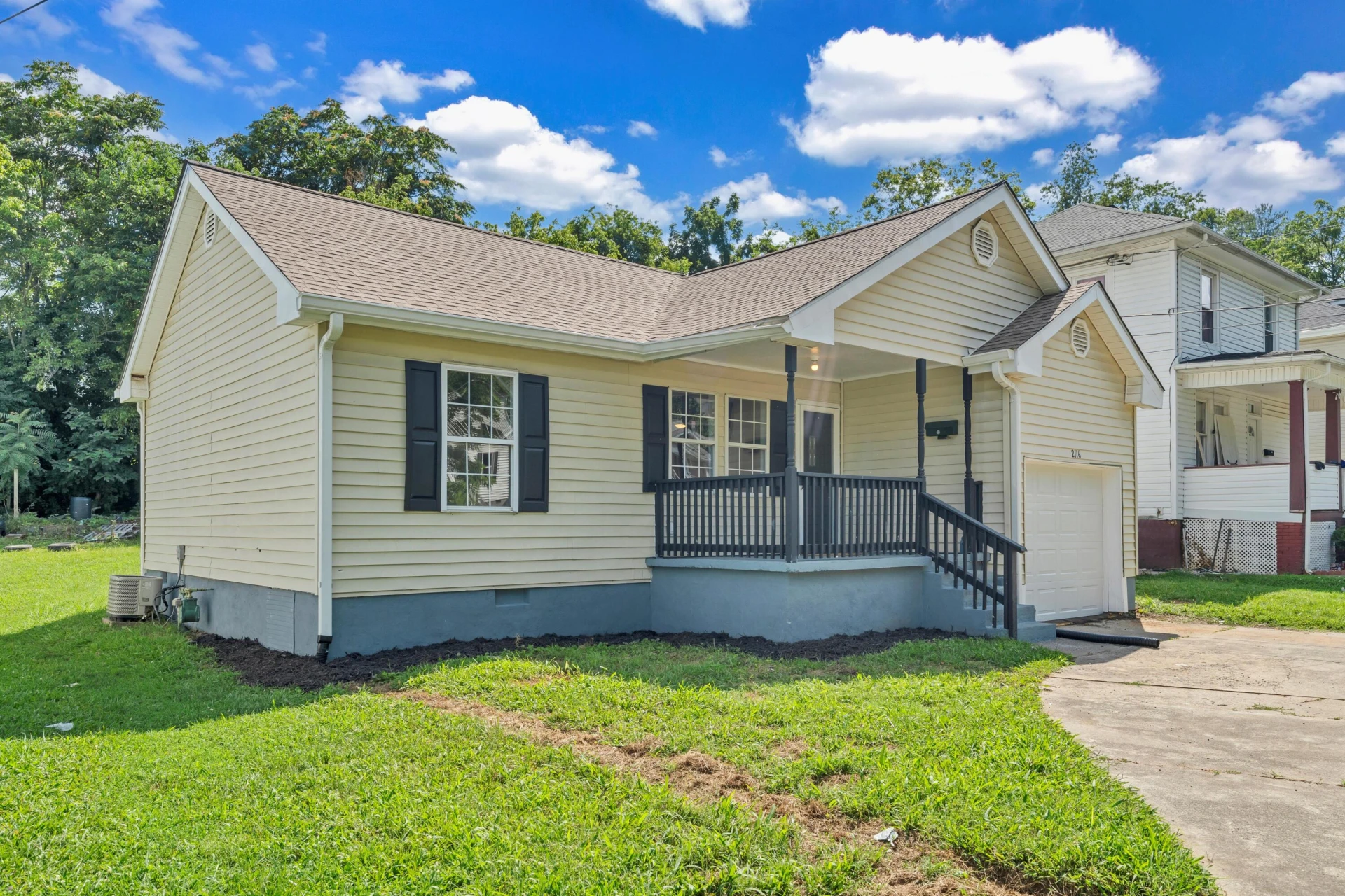2116 Staunton AVE NW - Photo 25