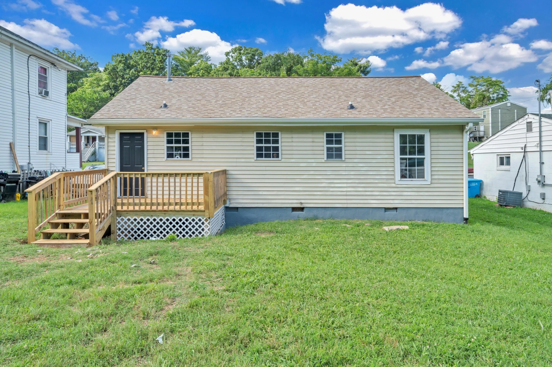 2116 Staunton AVE NW - Photo 27