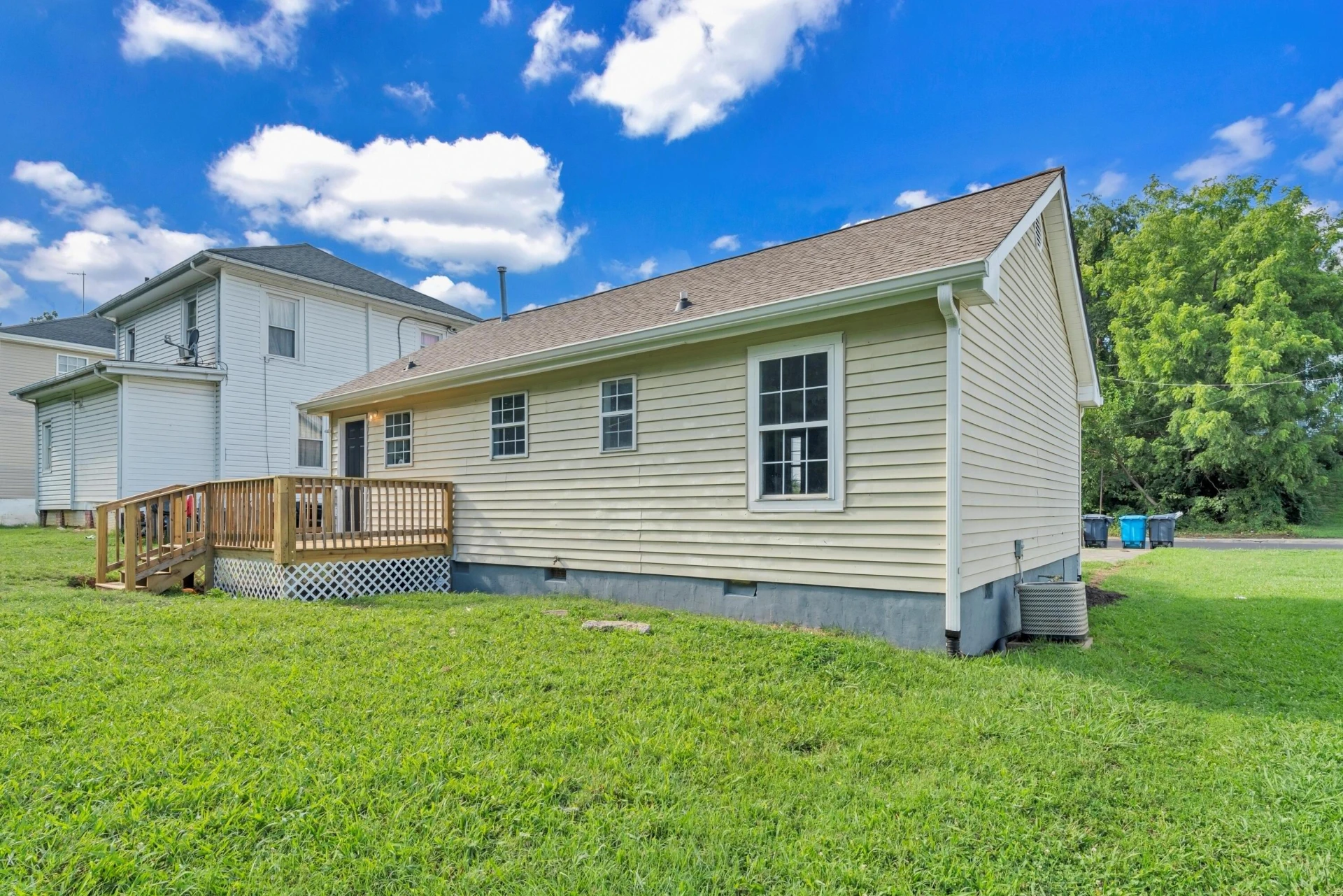 2116 Staunton AVE NW - Photo 32