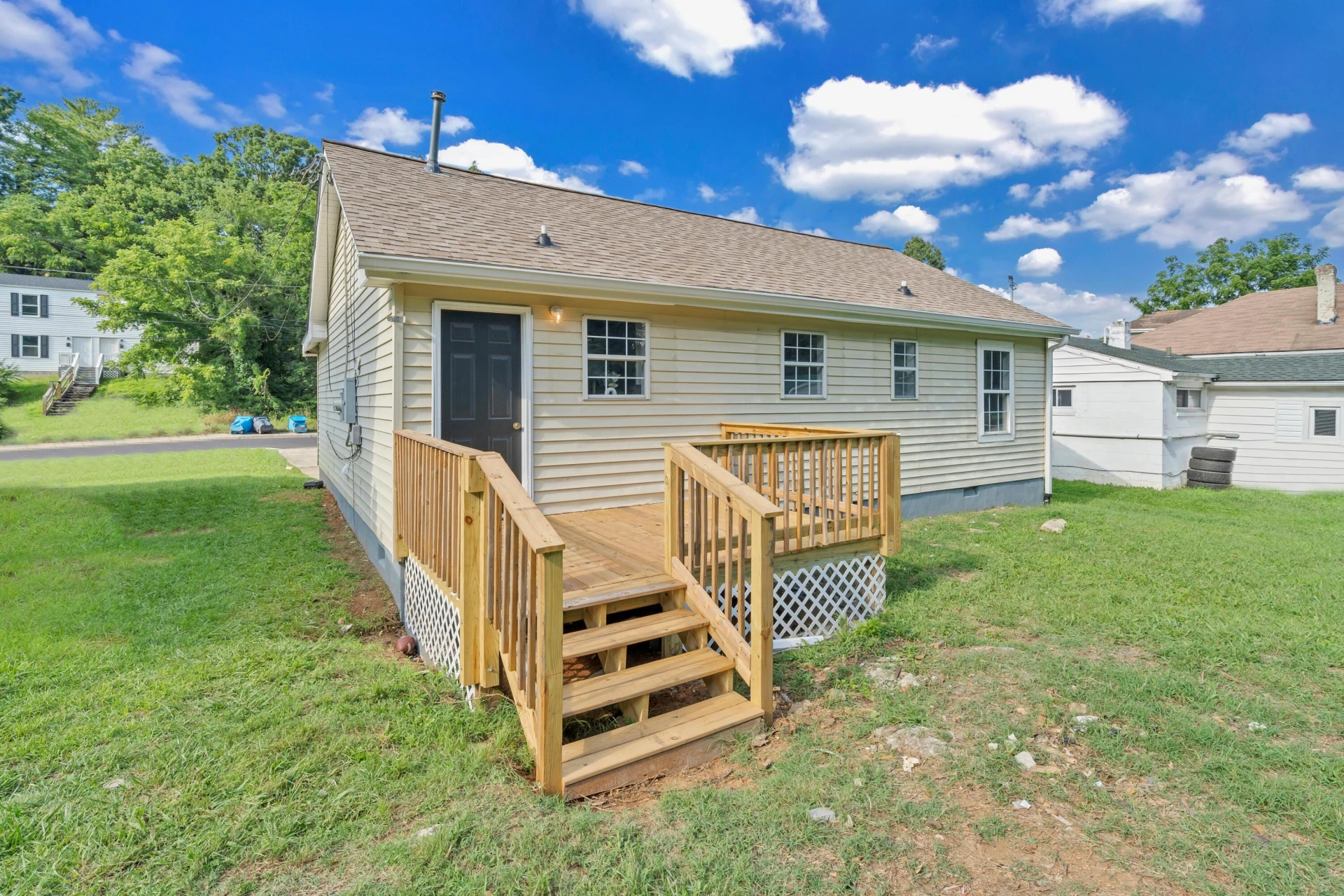 2116 Staunton AVE NW - Photo 33