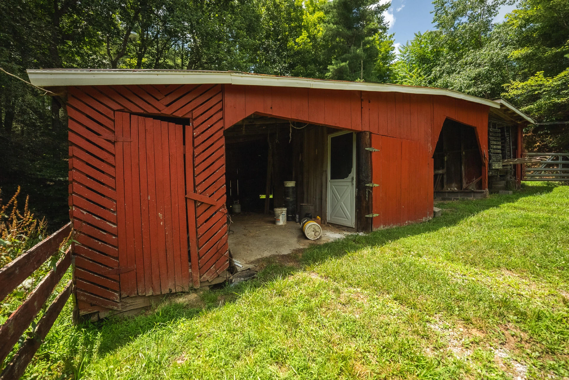 4752 Webbs Mill RD N - Photo 39