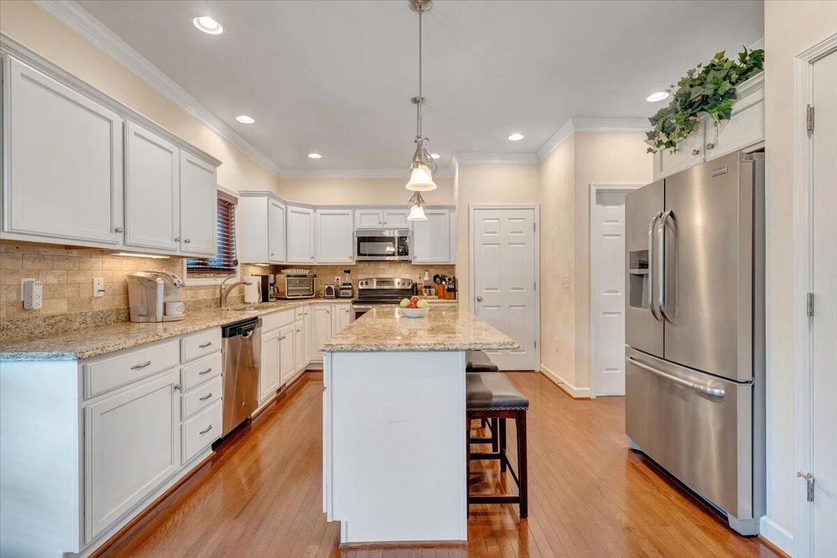 1425 Penley BLVD - Photo 14
