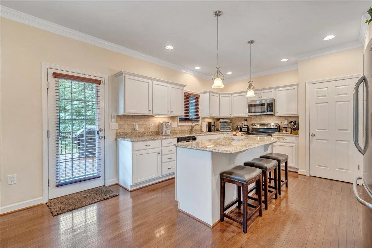 1425 Penley BLVD - Photo 15