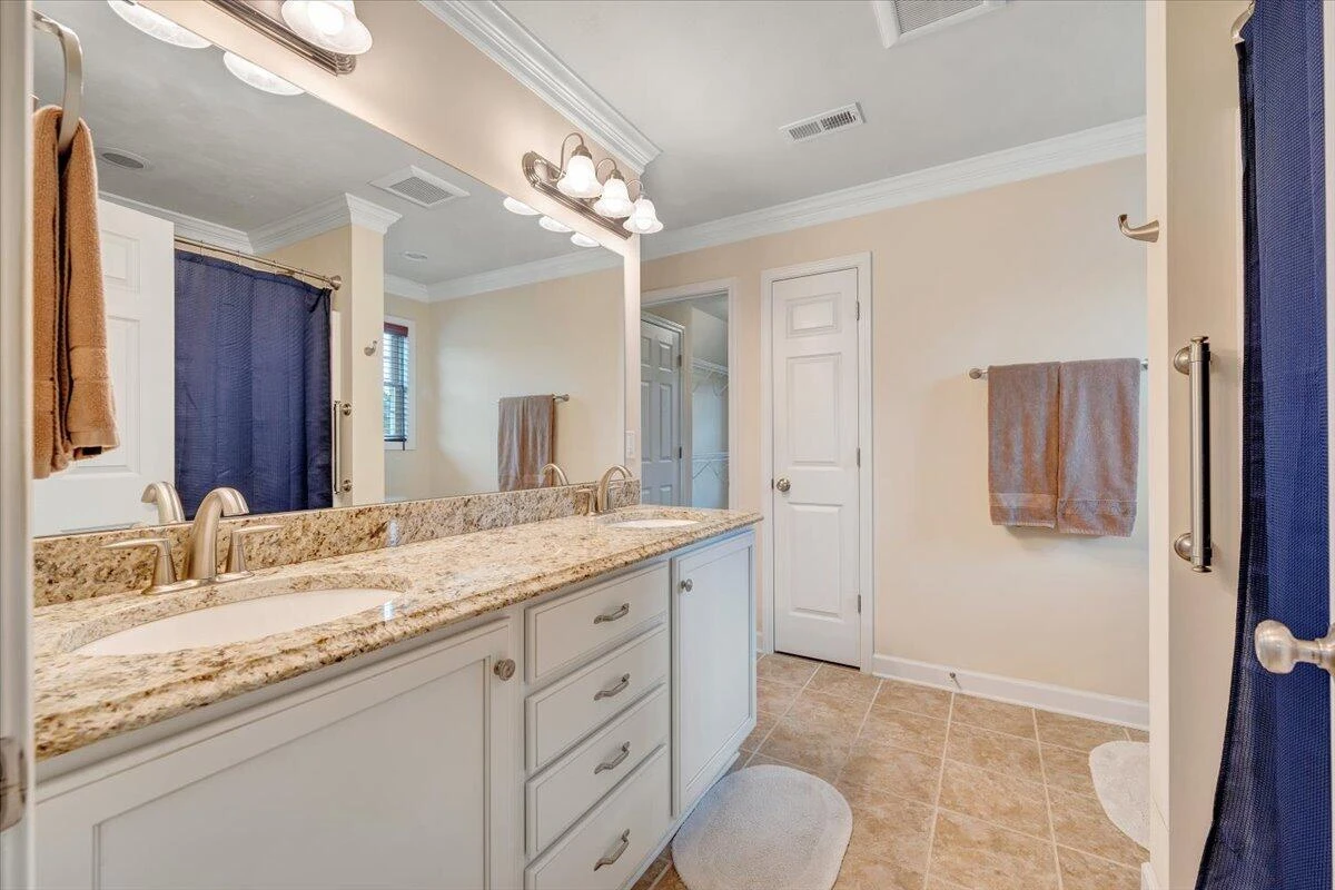 1425 Penley BLVD - Photo 35