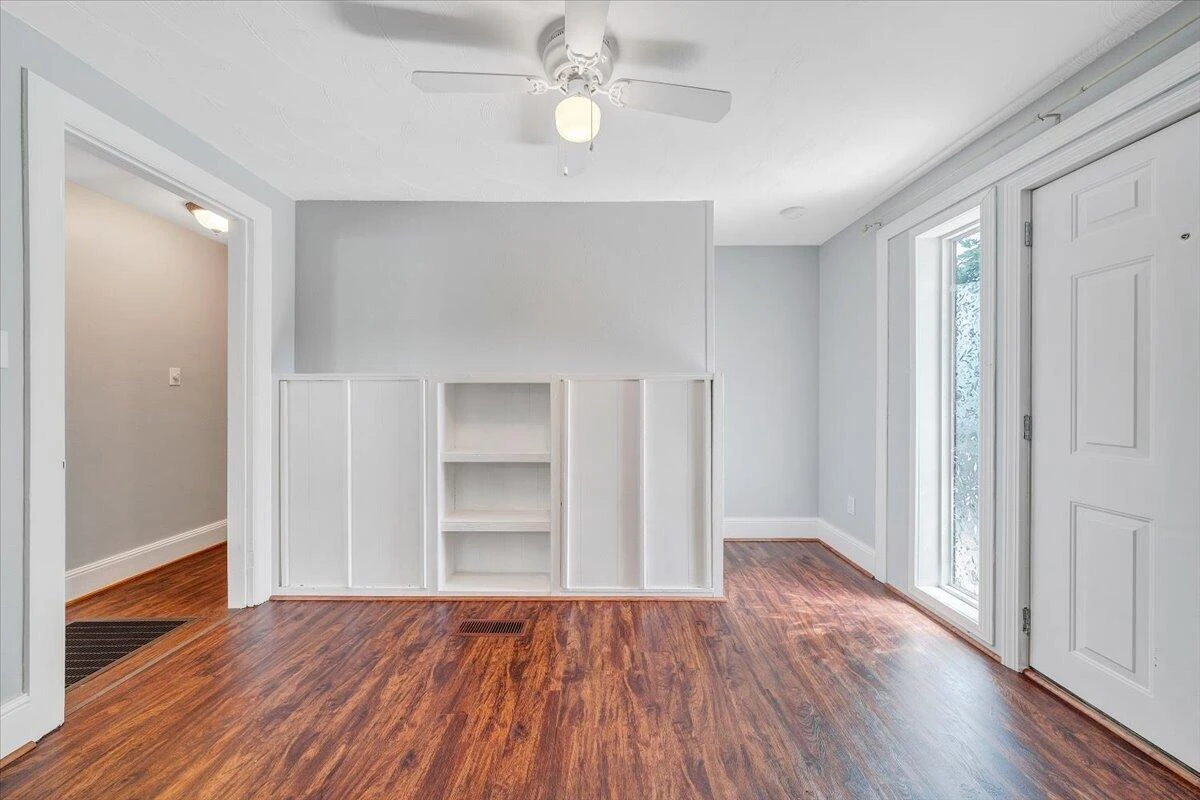 130 East ST - Photo 14