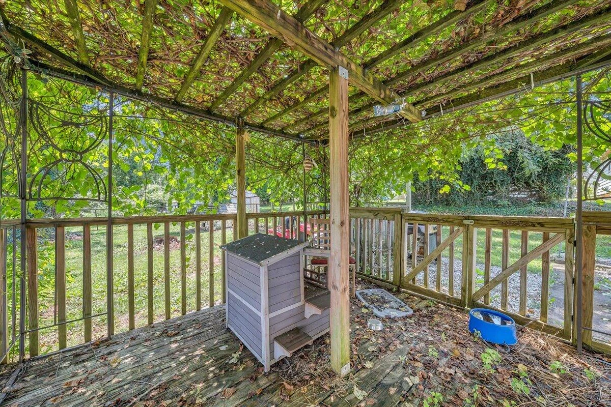 130 East ST - Photo 30