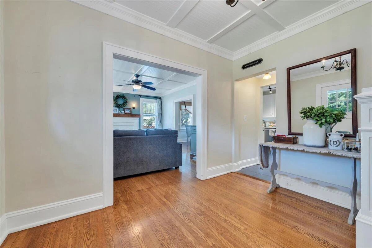 5877 Buckland Mill RD - Photo 2