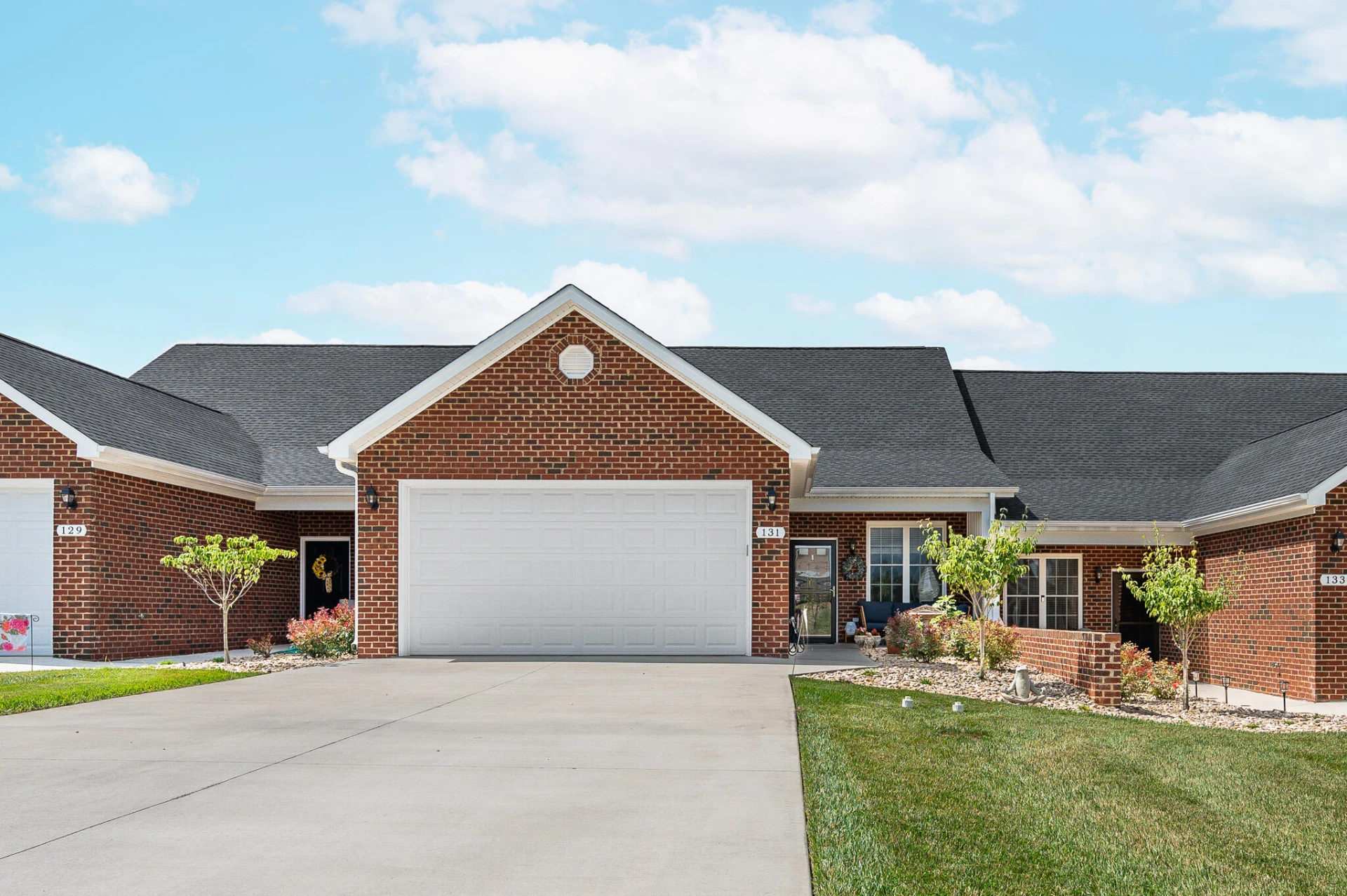 131 Villa Oak CIR