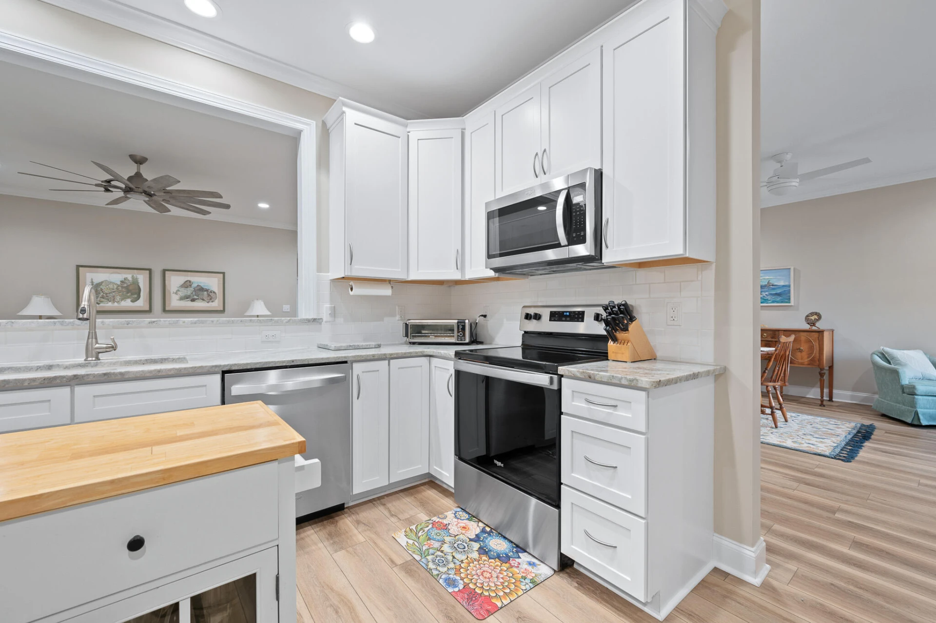 131 Villa Oak CIR - Photo 16