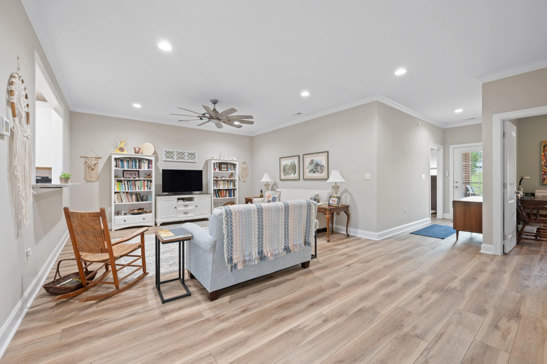 131 Villa Oak CIR - Photo 21