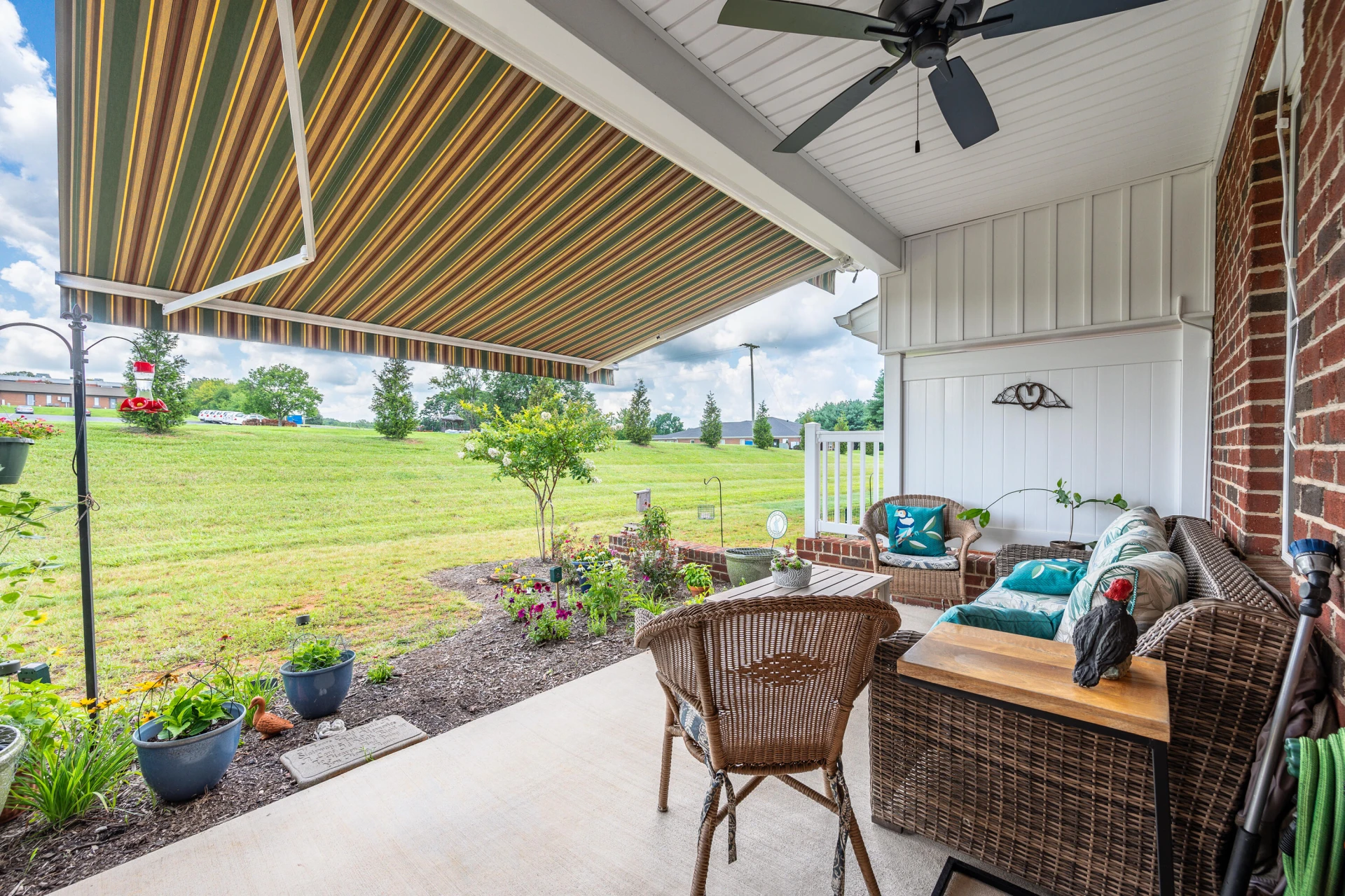 131 Villa Oak CIR - Photo 40