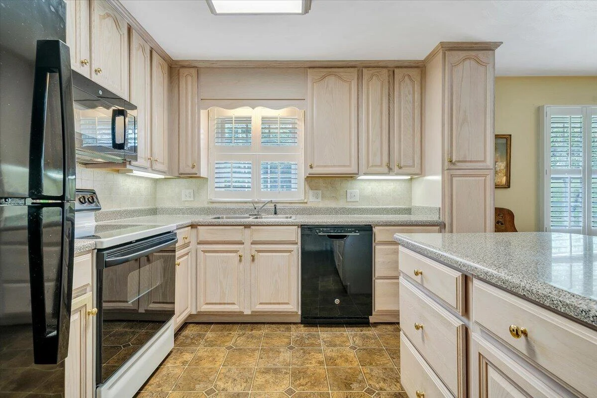 5377 Luwana DR - Photo 14