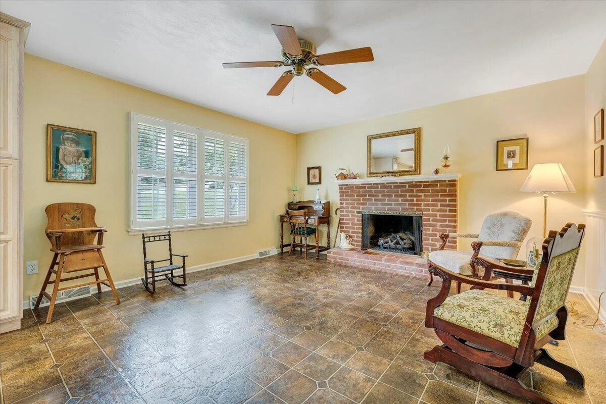 5377 Luwana DR - Photo 15