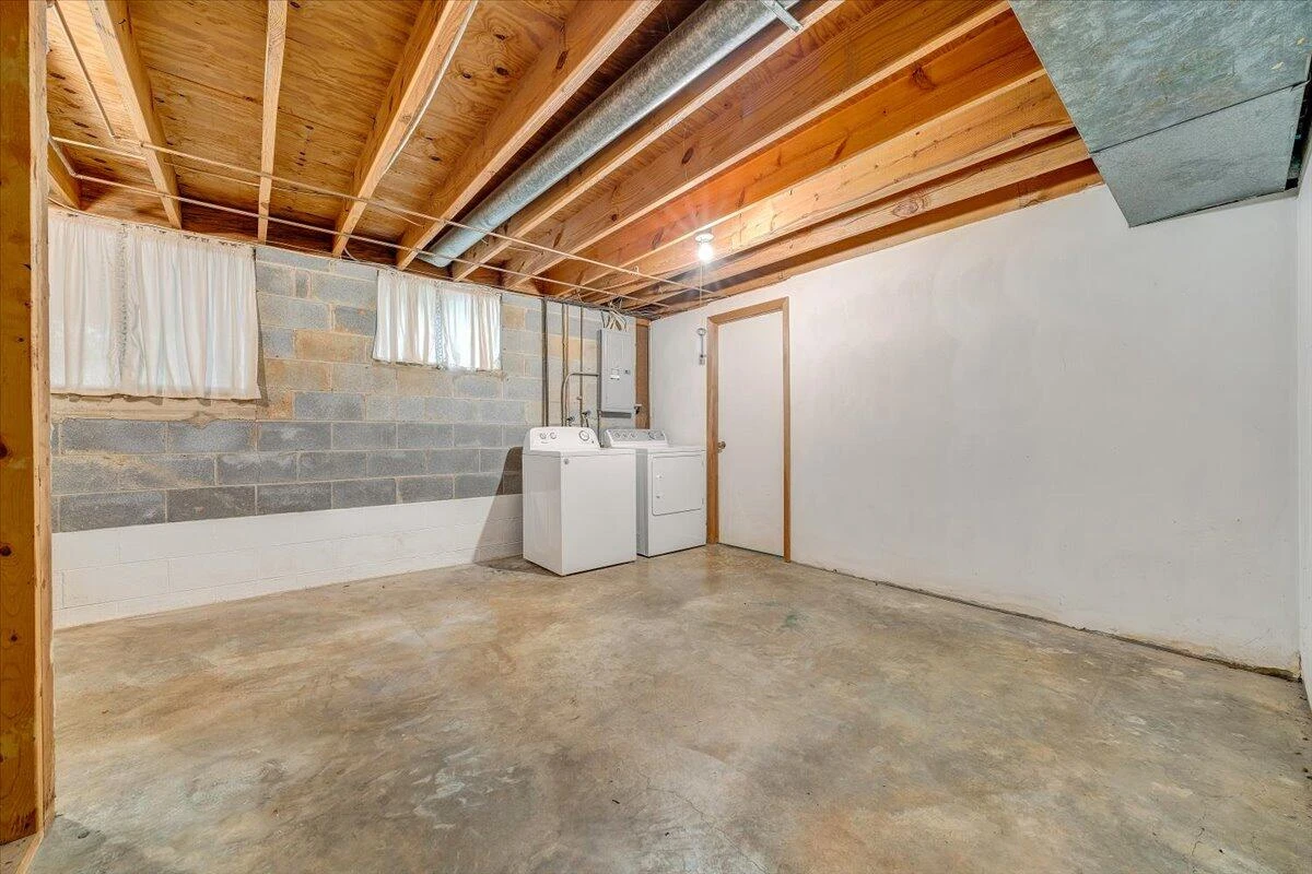 5377 Luwana DR - Photo 31