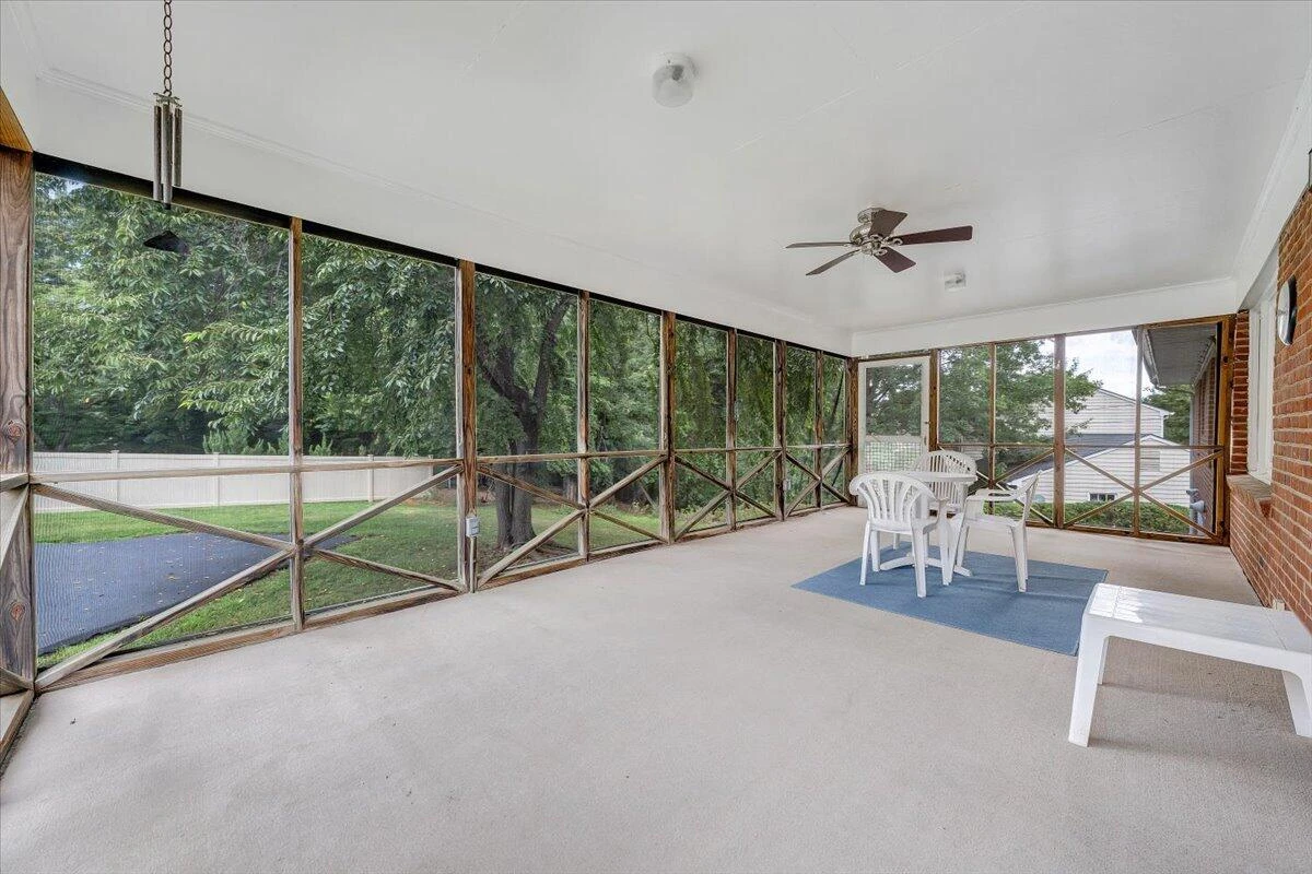 5377 Luwana DR - Photo 36