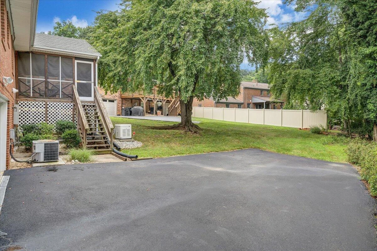 5377 Luwana DR - Photo 37